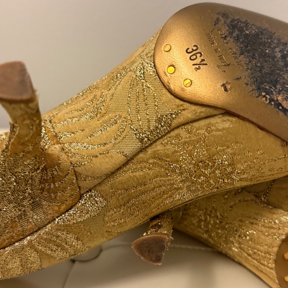 Dolce & Gabbana high heel pumps in Gold, Size 36.5 - Picture 7 of 9